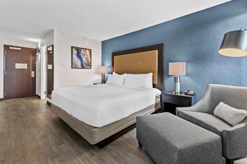 DoubleTree by Hilton Raleigh Midtown image 17